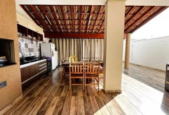 Condomínio Golden Park Residence II - Casa Sobrado com 3 quartos no Condomínio Golden Park