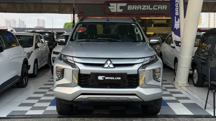Mitsubishi TRITON HPE 2.4 CD 4X4 TB Diesel Aut. 2024
