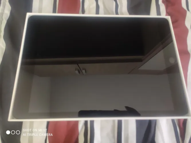 iPad 9th generation 64GB impecável, completo