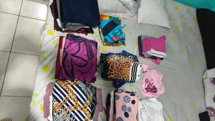 Roupas desapego brechó