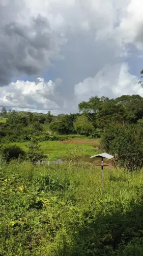 Casa ,represa pasto