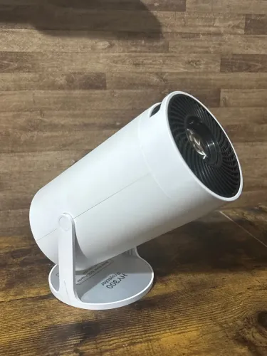MINI PROJETOR LED