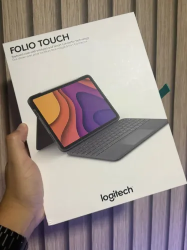 Capa Teclado Original Logitech para iPad Air e iPad Pro