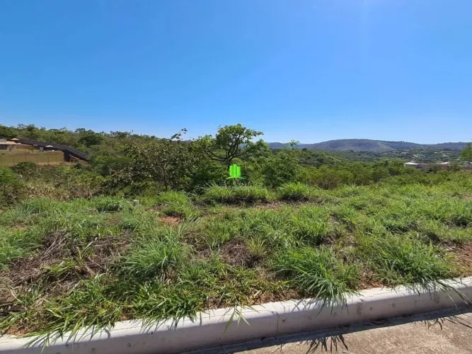 Lote de 360,00 m² em Condomínio Fechado