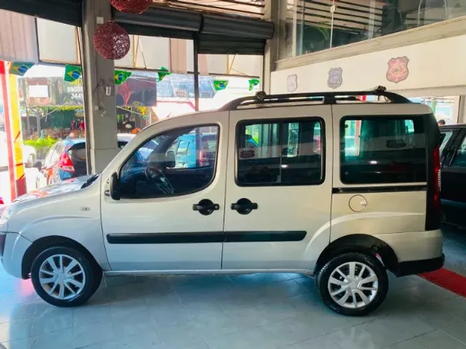 Fiat Doblo Essence 1.8 Flex 16V 5P 2016