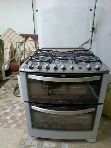 Vendo fogão Electrolux 2 fornos com grill chama tripla com entrega gratuita 