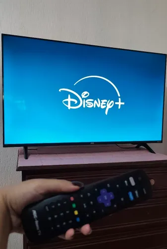 SMART TV 43 " 2 MESES DE USO