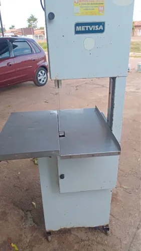 Serra Fita para Açougue Metvisa - Máquina de Cortar Carne