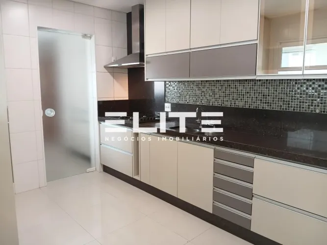 Excelente Apartamento Totalmente Planejado - 3 Suítes com Ar-Condicionado e 3 Vagas