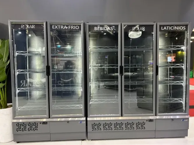 Geladeira auto serviço 5 portas NA CAIXA