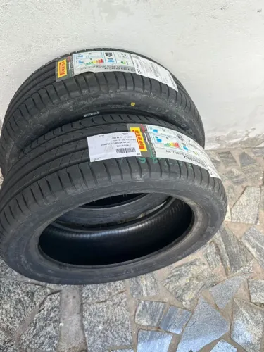 Vendo 2 pneus zero aro 17 Pirelli 
