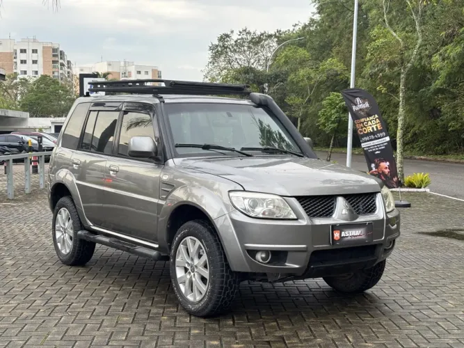 Mitsubishi Pajero TR4 2.0/ 2.0 Flex 16V 4X4 Aut. 2011