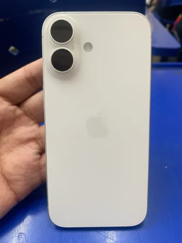 iPhone 16 branco de 256GB