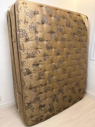 Cama box tamanho Queen