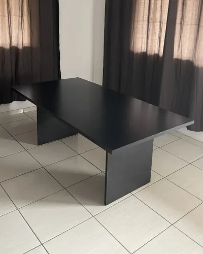 Mesa de Reunião Tecno Mobili - 200x100cm - 6 Lugares - Preta