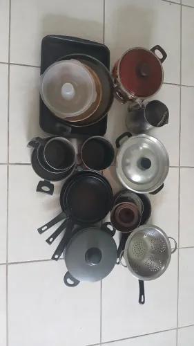Várias Panelas, Assadeiras, Frigideiras, Panela Pressão Clock - Tudo da Tramontina