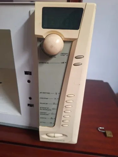 MICROONDAS C/ DEFEITO - BRASTEMP - 220V