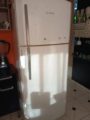 Geladeira 470 LTS Bosch