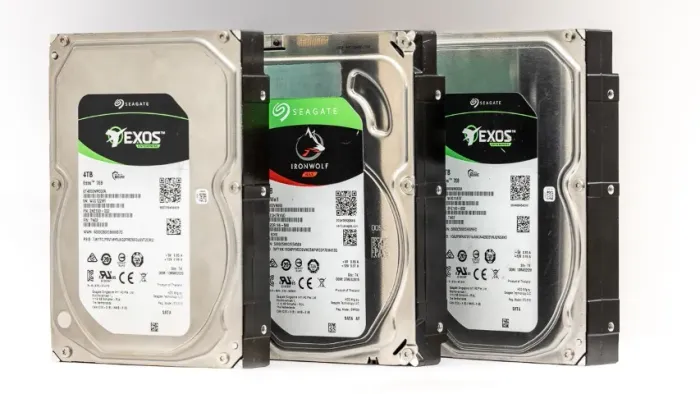 TRIO / KIT 3x HD Seagate 4TB (Total 12TB) - 2x Exos Enterprise + 1x IronWolf NAS
