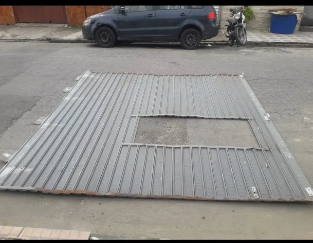 Porta comercial medidas L 3 x A 2,94