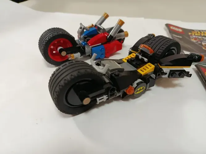 Lego Batman Set 76053 Perseguição de Motocicleta (NÃO INCLUI MINIFIGURAS APENAS AS MOTOS)