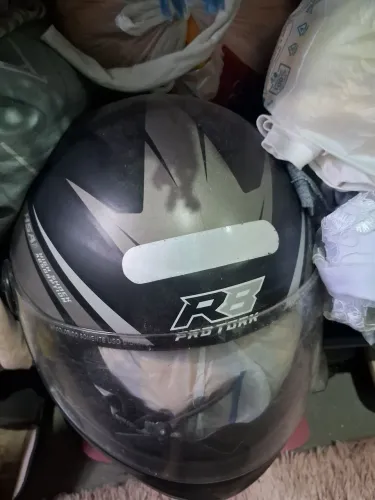 Capacete