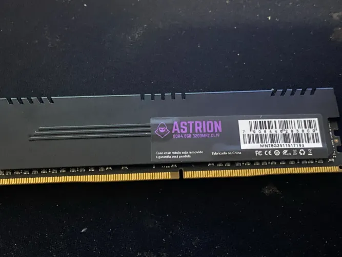 Memória ram 8g ddr4 valor negociável
