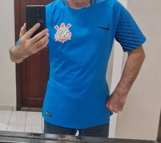 uniforme 3 de goleiro do Corinthians temporada 2018-2019