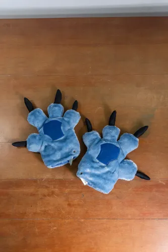 Par de Luvas Original de Pelúcia do Personagem Stitch