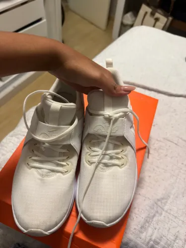 Tênis Nike Air Max Bella TR 5
