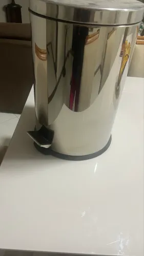 Lixeira inox nova