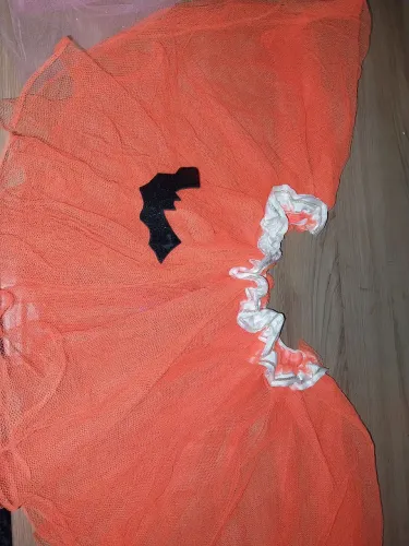 Saias de tule veste de 4 a 8 anos