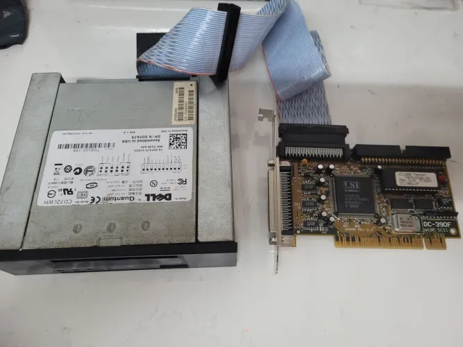 Kit unidade dat dell quantum e placa scsi