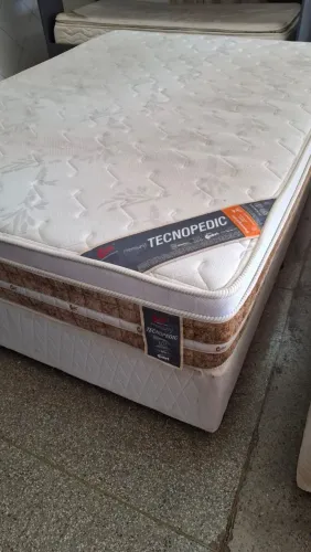 Cama box casal castor molas ensacandas bambú