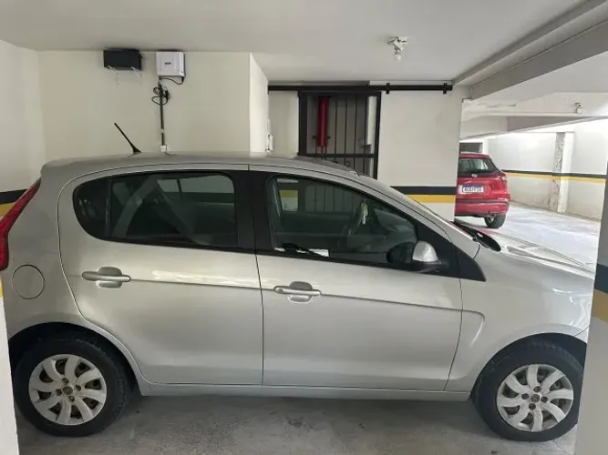 Fiat Palio Attractive 1.0 EVO Fire Flex 8V 5P 2014
