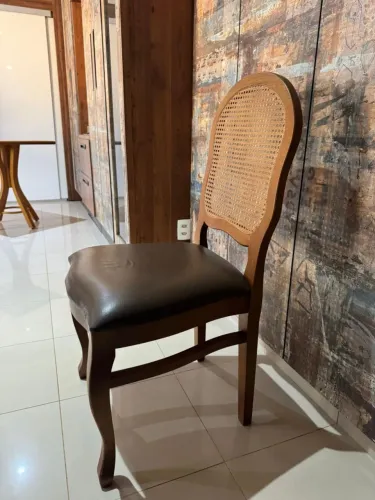 Cadeiras Estofadas Madeira