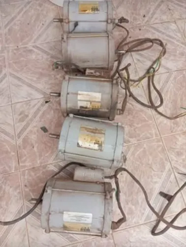 Motor da Weg (3/4) Cv 2p Trif. 220 60Hz D56 Baixa Rotação RPM 810