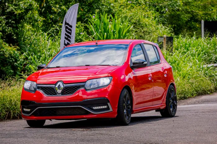 Renault Sandero Sport RS 2.0 Hi-power 16V 5P 2016