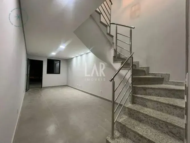 Casa Geminada à venda, 2 quartos, 1 suíte, 3 vagas, Copacabana - Belo Horizonte/MG