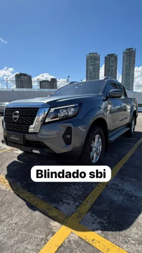 Nissan Frontier XE CD 4X4 2.3 Bi-TB Diesel Aut. 2025