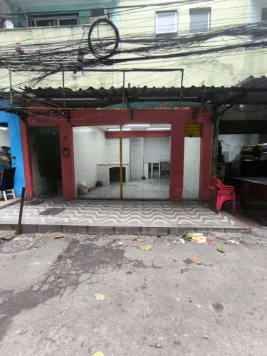 Recreio loja no Terreirão na rua Hw de frente para Rua