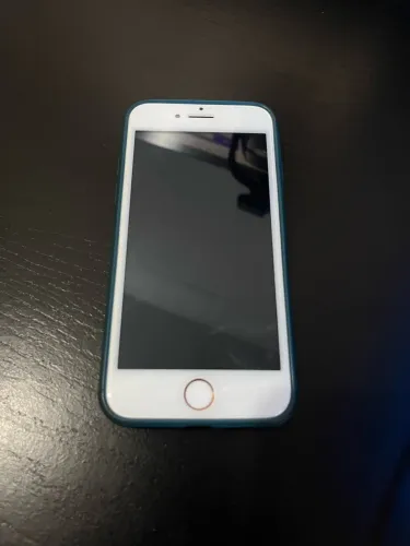 iPhone 8 64GB para Conserto ou Peças