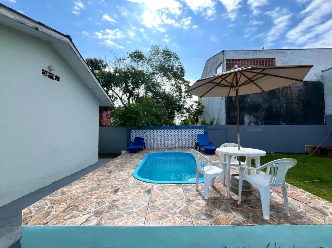 3 quadras mar em Guaratuba 