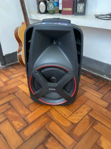 Caixa de som Mondial 550w