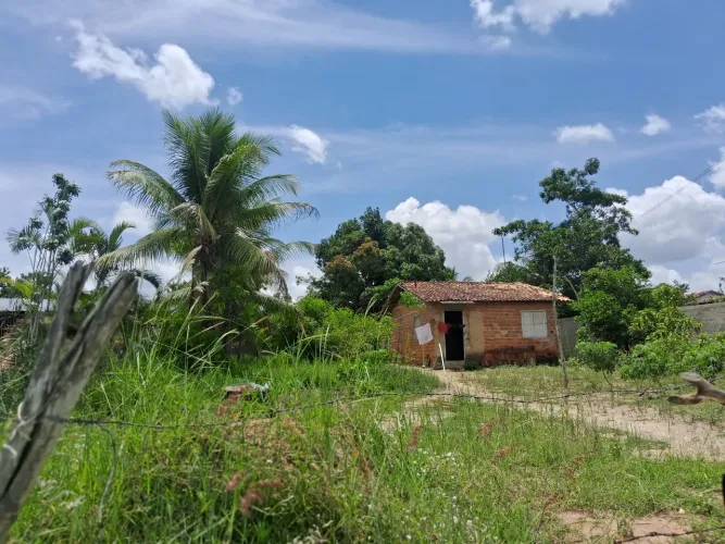 Terreno no povoado sapé