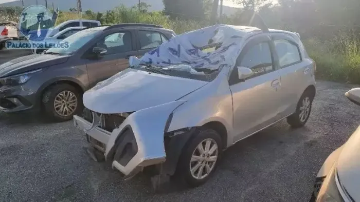 SUCATA Toyota Etios Hatch 1.5 2018/2019 PARA DESMONTAGEM