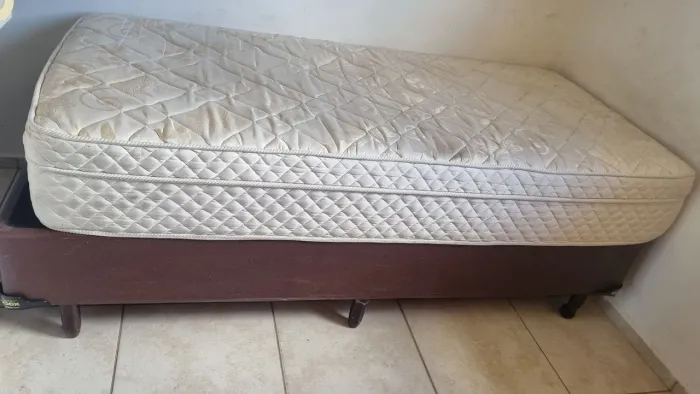 Cama Box Solteiro em colchão Dabe Premium Euro de molas ensacadas