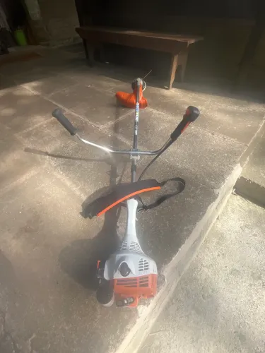 Roçadeira à gasolina original Sthil FS55