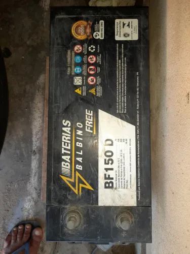 Vende se bateria de 150ah para Sucata 150 reais