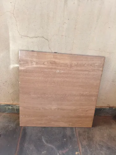 Cerâmica marrom